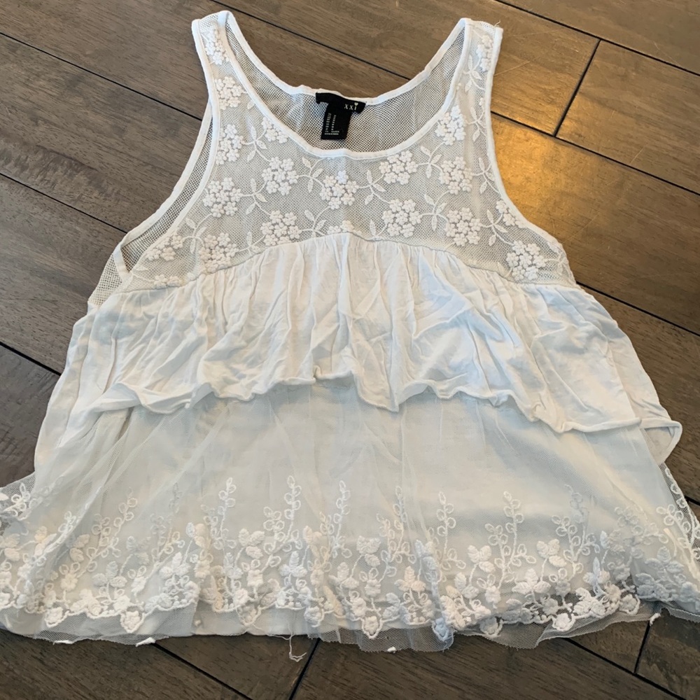 White floral tanktop